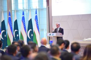 PM invites Uzbek, Pak business communities to explore vast investment potential thru joint ventures