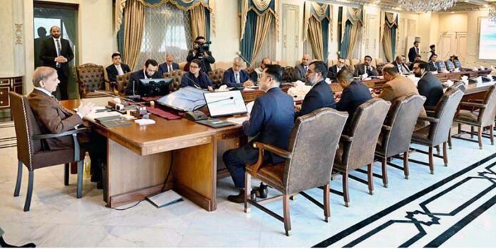 A delegation of Huwaei led by Chief Executive Officer Ethen Sun calls on Prime Minister Muhammad Shehbaz Sharif