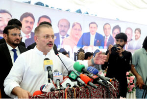 Sindh senior minister for information & Transport Sharjeel Inam Memon addressing during distribution of solar panels under Sindh solar energy project at Rawal house