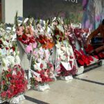 A vendor display flower bouquets to attract costumers near Aabpara in the Federal Capital