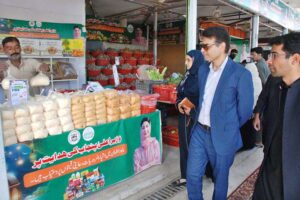 Deputy Commissioner Dr. Farhan Farooq inspecting ‘Ramzan Sahulat Bazaar’ setup in Model Bazaar during holy fasting month of Ramzan-ul-Mubarak.