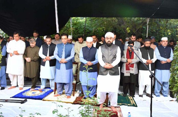 Prime Minister Muhammad Shehbaz Sharif offers Eid-ul-Fitr prayers