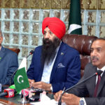 Chairman Pakistan Hindu Mandir Management Committee Krishan Sharma and Pardhan Pakistan Sikh Gurudwara Par Bandhak Committee Sardar Ramesh Singh Arora holding a joint meeting at ETPB Head Office