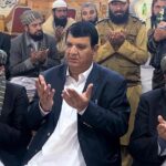 Federal Minister & President PML-N KP Engr. Amir Muqam visited Darul Uloom Haqqania, offered Fateha for the martyrs of the blast, and expressed deep sorrow over the martyrdom of Maulana Hamidul Haq
