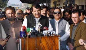 Federal Minister for Kashmir and Gilgit-Baltistan Affairs and SAFRON Engineer Amir Muqam is inaugurating Jaffar Express in Railway Station, Peshawar