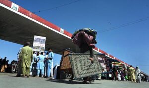 People leaving for their hometowns from Pirwadhai Bus Terminal to celebrate Eid holidays with their loved ones