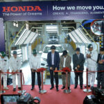 SAPM Haroon Akhtar Khan cutting ribbon to open Honda Multan Road Manga Mandi