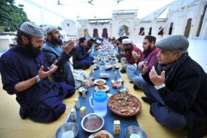 Faithful break their fast at Darwesh Masjid during Holy Fasting Month of Ramzanul Mubarak