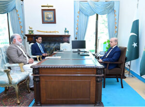 Secretary General of PML(N) KP Murtaza Jawed Abbasi calls on Prime Minister Muhammad Shahbaz Sharif