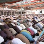 A large number of faithful offering the third Friday prayer of Ramzan ul Mubarak at Hamid Shah Masjid