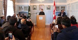 High Commissioner of Pakistan to Canada Muhammad Saleem hoisting the flag