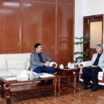 Governor KPK Faisal Karim Kundi calls on Federal Minister for Law and Justice Senator Azam Nazeer Tarar