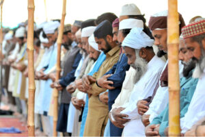 Security personnel standing high alert at Eidgah Masjid during Namaz-e-Juma-tul-Wida (Friday’s Prayer) in the fasting month of Ramzan
