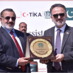Managing Director Pakistan Bait-ul-Mal Sen Capt. Shaheen Khalid Butt presenting a memento shield to Ambassador Republic of Türkiye to Pakistan İrfan Neziroğlu, after the distribution of “Ramadan Food Assistance Package” among the deserving families