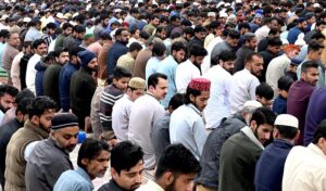 Faithful offering Dua after the second Friday prayer of the Holy Fasting Month of Ramzanul Mubarak at Qadeemi Jamia Masjid.