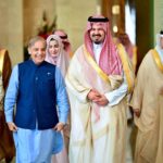 Governor of Makkah H.R.H. Prince Salman bin Sultan al-Saud welcomes Prime Minister Muhammad Shehbaz Sharif