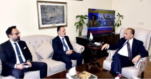 Federal Minister for Climate Change and Environmental Coordination, Musadik Malik met with Ambassador of Turkiye to Pakistan, Irfan Neziroglu during his courtesy visit to the Ministry of Climate Change