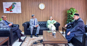 Federal Minister for Poverty Alleviation & Social Safety, Syed Imran Ahmed Shah is being briefed by Additional Secretary pertaining to the Ministry of PA&SS