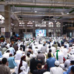 Ameer e Ahle Sunnat Maulana Ilyas Qadri: Islamic Scholar offering dua during large number of Muslims sat in “Itikaf” (Seclusion) before Maghrib prayers at Faizan-e-Madina Mosque old Sabzi Mandi. Hundreds of mosques of the mega city of Karachi for which special arrangements had been made for the devotees in these Masajid where they spend blessed moments of worship for last 10 days/nights of Ramadan, observing their fasting and performing special prayers