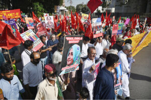 Activists of Home-Based Women Workers Federation protesting against construction of six canals on Indus River on the occasion of observing the International Women's Day at Karachi Press Club.