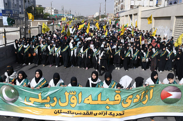 A large number of people participated in Al-Quds rally to express solidarity with the people of Palestine jumma Alvida last Friday of the Ramzan Mubarak at M.A Jinnah Road