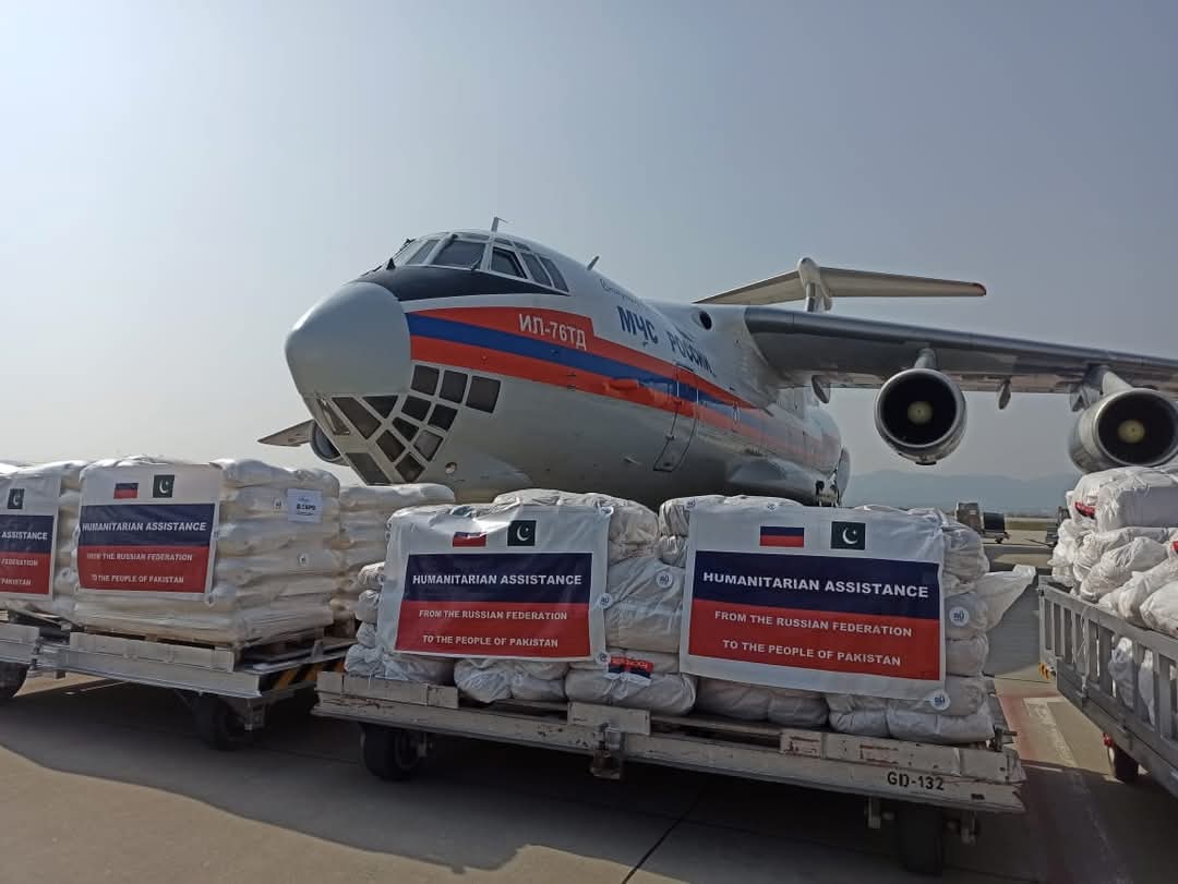 Russia envoy hands over humanitarian aid to Pakistan’s authorities