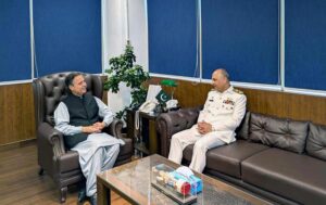 Federal Minister for Maritime Affairs, Junaid Anwar Chaudhry talking to Vice Chief of Naval Staff, Vice Admiral Ovais Ahmed Bilgrami who called on the minister at his office
