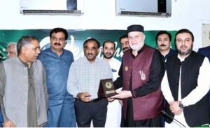 Federal Minister for Poverty Alleviation and Social Safety Syed Imran Ahmed Shah visit the Sahiwal Chamber of Commerce and Industry.