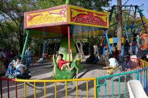 A large number of people visit the picnic spot Daman e Koh on the 2nd day of Eid ul Fitr celebrations