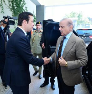 Ambassador of Myanmar Wunna Han welcomes Prime Minister Muhammad Shehbaz Sharif at the embassy of Myanmar, where he visited to offer his condolences and show solidarity over the recent devastating earthquake in Myanmar