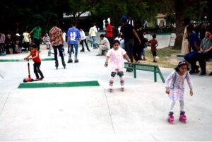 Children enjoy skating at Bagh-e-Jinnah, making the most of their leisure time in a lively and joyful atmosphere.
