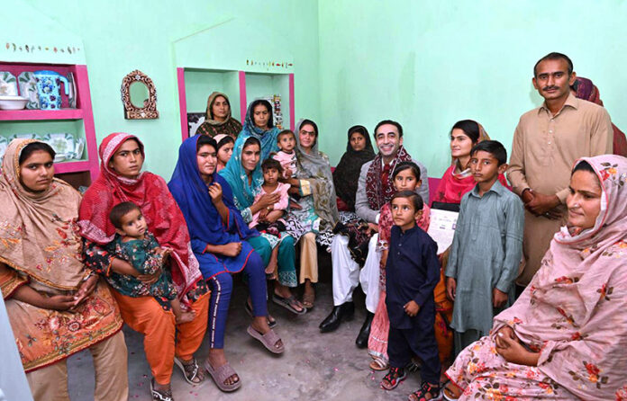 Chairman Pakistan People’s Party Bilawal Bhutto Zardari visits houses being built under Sindh Peoples Housing for flood-affected people at village Nachanpur