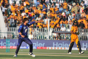 Quetta Gladiators bowler Muhammad Amir appealing for catch of Peshawar Zalmi batter Babar Azam during the Pakistan Super League (PSL) Twenty20 cricket match between Quetta Gladiators and Peshawar Zalmi at the Rawalpindi Cricket Stadium.