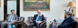 Ambassador of Kyrgyzstan to Pakistan, Avazbek Atakhanov, calls on Federal Minister for Commerce Jam Kamal Khan in Islamabad to discuss ways to boost bilateral trade and regional connectivity. Rana Ihsaan Afzal, Coordinator to the Prime Minister on Commerce, was also present.