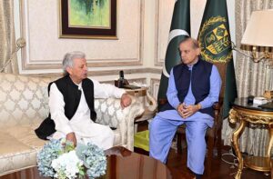Federal Minister for National Food Security and Research Rana Tanveer Hussain calls on Prime Minister Muhammad Shehbaz