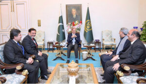 A high level delegation of lawyers from Balochistan calls on Prime Minister Muhammad Shehbaz Sharif.