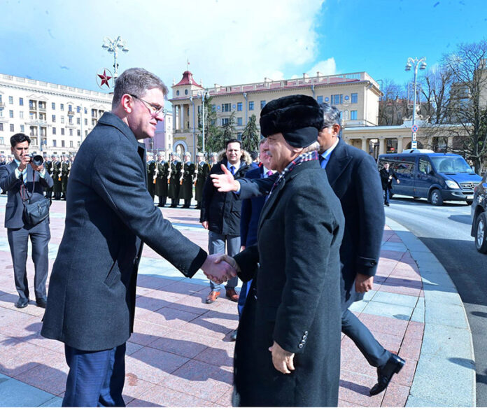 Prime Minister Muhammad Shehbaz Sharif is being received by Chairman of the Minsk City Executive Committee / Mayor of Minsk Vladimir Kukharev as he arrives at Victory Monument