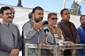 Balochistan Chief Minister Mir Sarfraz Bugti along with provincial ministers inaugurating clearing aligning & Reconstruction of Sariab Road Quetta.
