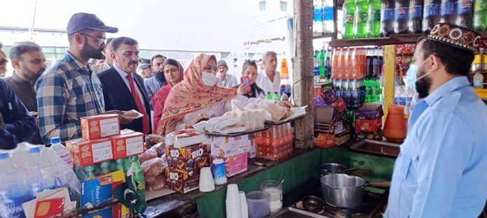 On the Special Directives of Federal Minister for Railways Muhammad Hanif Abbasi, Joint Food Safety Inspections Conducted at Rawalpindi and Lahore Railway Stations