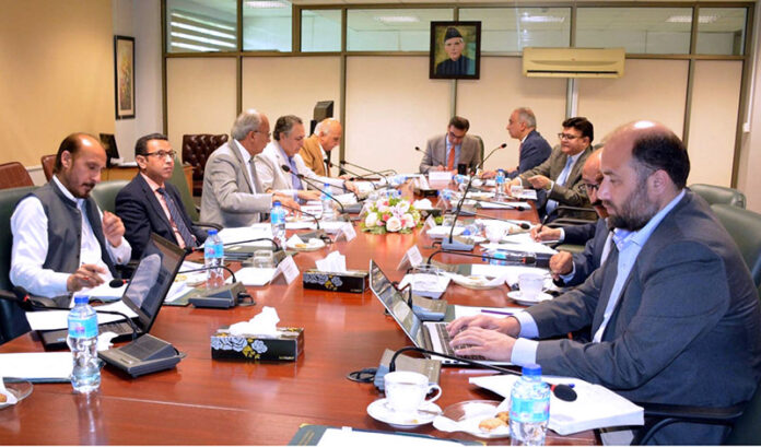 Muhammad Ali, Adviser to the Prime Minister on Privatisation /Chairman Privatisation Commission, chairing the meeting of the Privatisation Commission Board