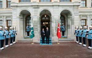 PM, Turkiye President begin talks