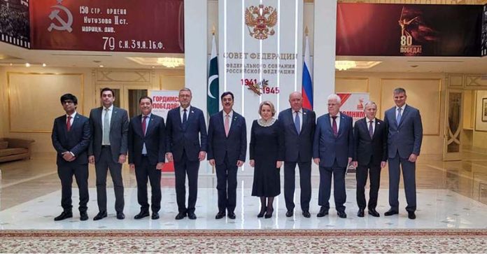 Chairman Senate Syed Yousuf Raza Gilani poses for a group photo with Ms. Valentina Matvienko, Chairperson of the Federation Council of the Russian Federation, during his official visit to Moscow, Russia