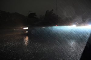 Due to dense clouds, the day presents a night-like scene in the Federal Capital.