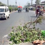 An open manhole in the middle of Samundri Road poses a danger to commuters and requires urgent attention from the concerned authorities
