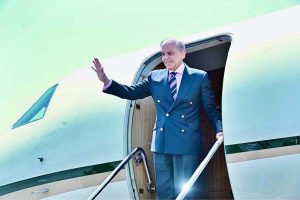 Iranian Interior Minister Eskandar Momeni seeing off Prime Minister Muhammad Shehbaz Sharif at Mehrabad Airport. Prime Minister Muhammad Shehbaz Sharif departs from Tehran for his official visit of Azerbaijan