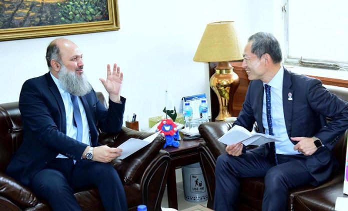 Federal Minister for Commerce Jam Kamal Khan meets with the Ambassador of Japan to discuss strengthening trade ties and addressing tariff concerns