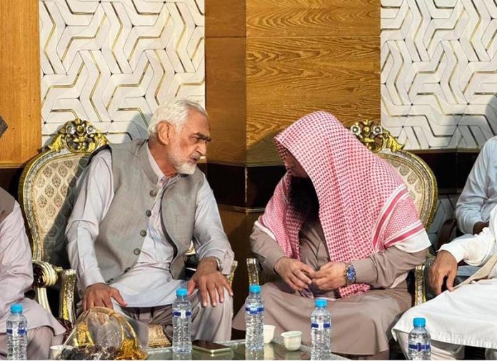 Minister of State for National Food Security, Malik Rasheed Ahmad Khan, visits the residence of Professor Sajid Mir (late) in Sialkot to offer condolences and prayers