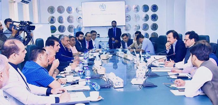 Prime Minister’s Special Assistant Haroon Akhtar Khan meeting with Pakistan Vanaspati Manufacturers Association to discuss ghee industry challenges