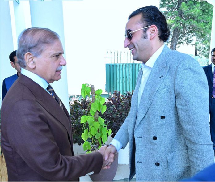 A delegation led by Chairman Pakistan People's Party Bilawal Bhutto Zardari calls on Prime Minister Muhammad Shehbaz Sharif