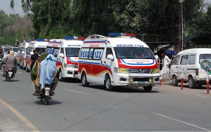 Rescue 1122 ambulances shifting dead bodies who martyred in India’s airstrikes for funeral